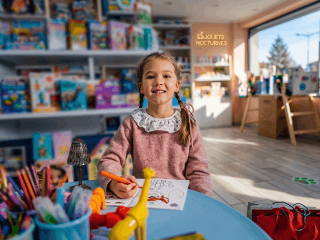 Magasin de jouets et jeux pour enfants